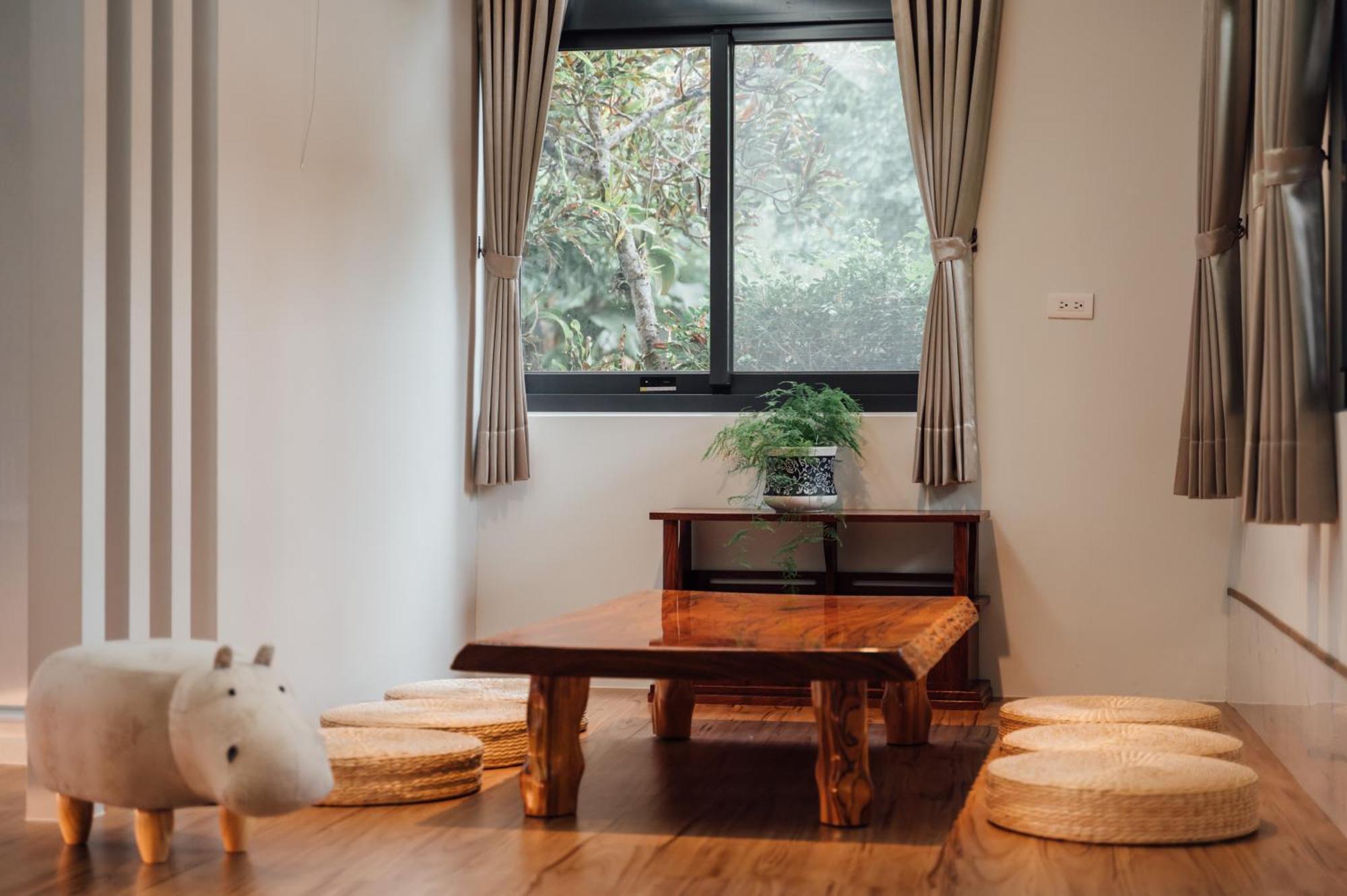 蘊慢築 茶花藝主題民宿 Yun Man Zhu Homestay 公館郷 エクステリア 写真