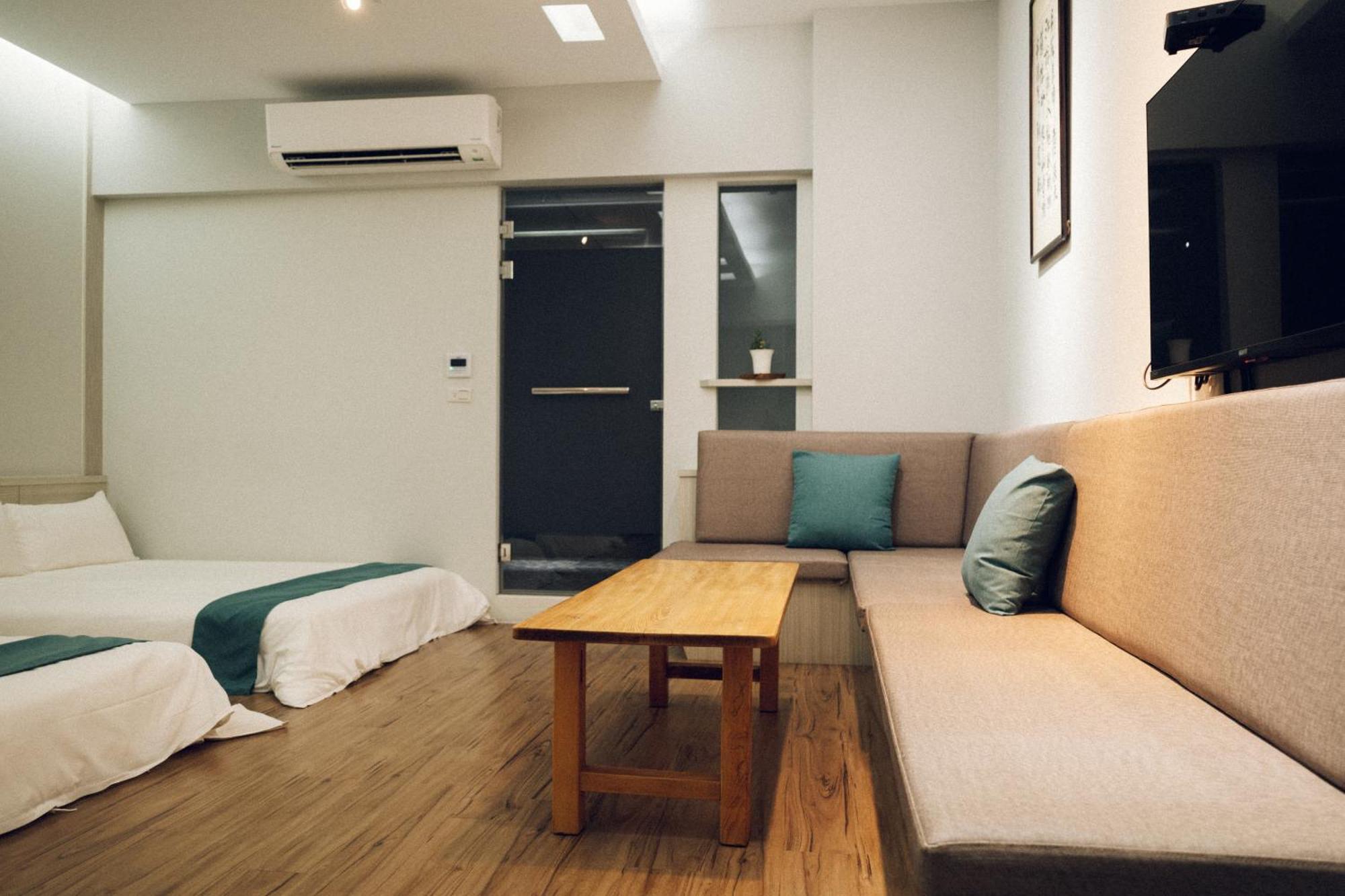 蘊慢築 茶花藝主題民宿 Yun Man Zhu Homestay 公館郷 エクステリア 写真